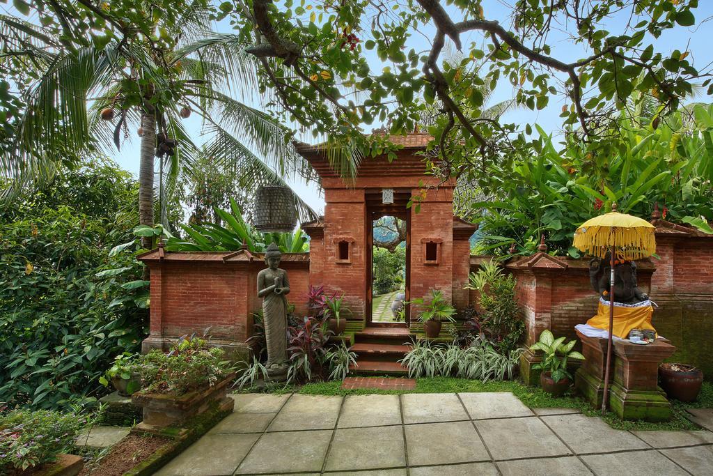 Villa Patria Lovina Екстериор снимка