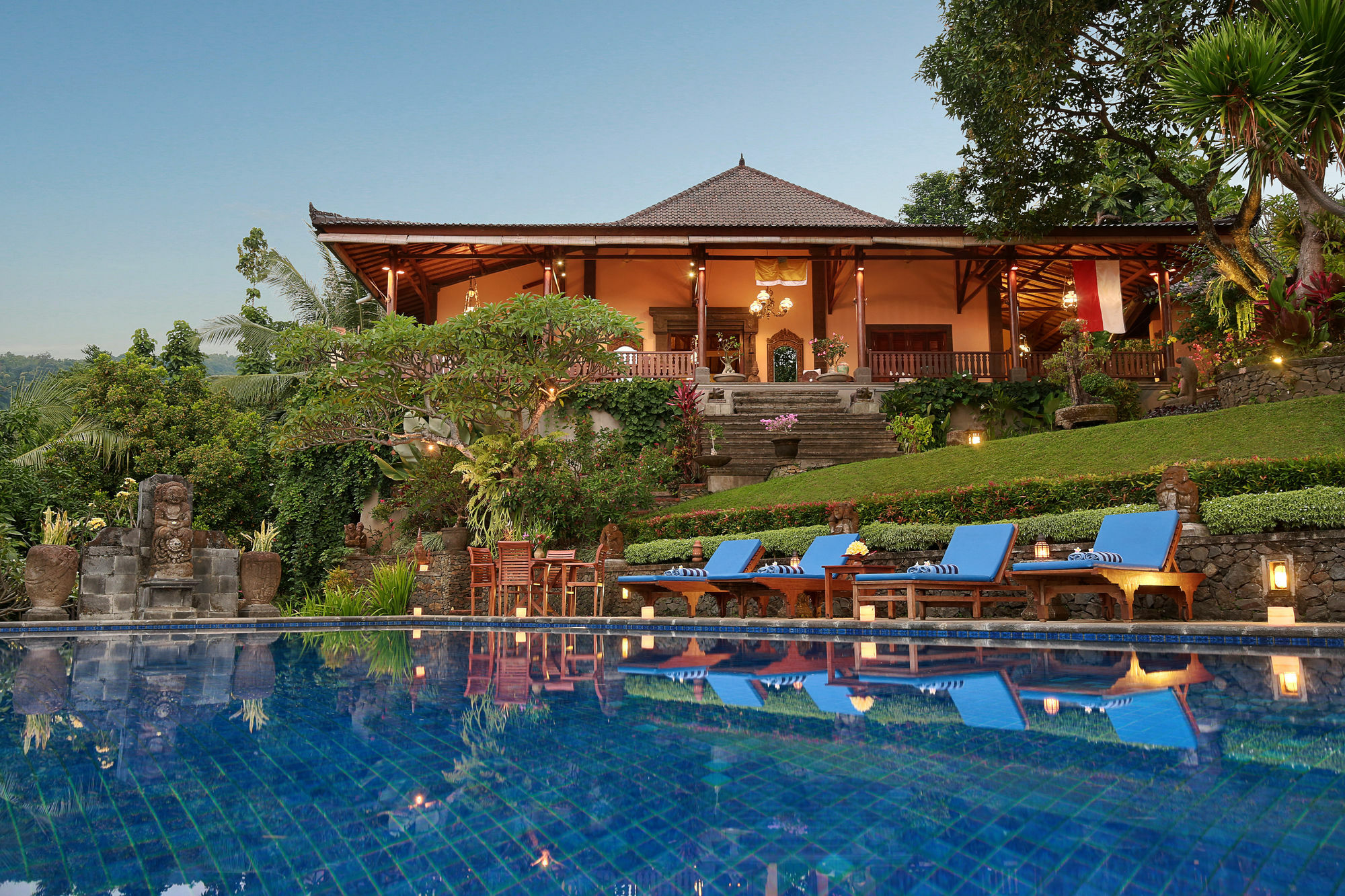 Villa Patria Lovina Екстериор снимка